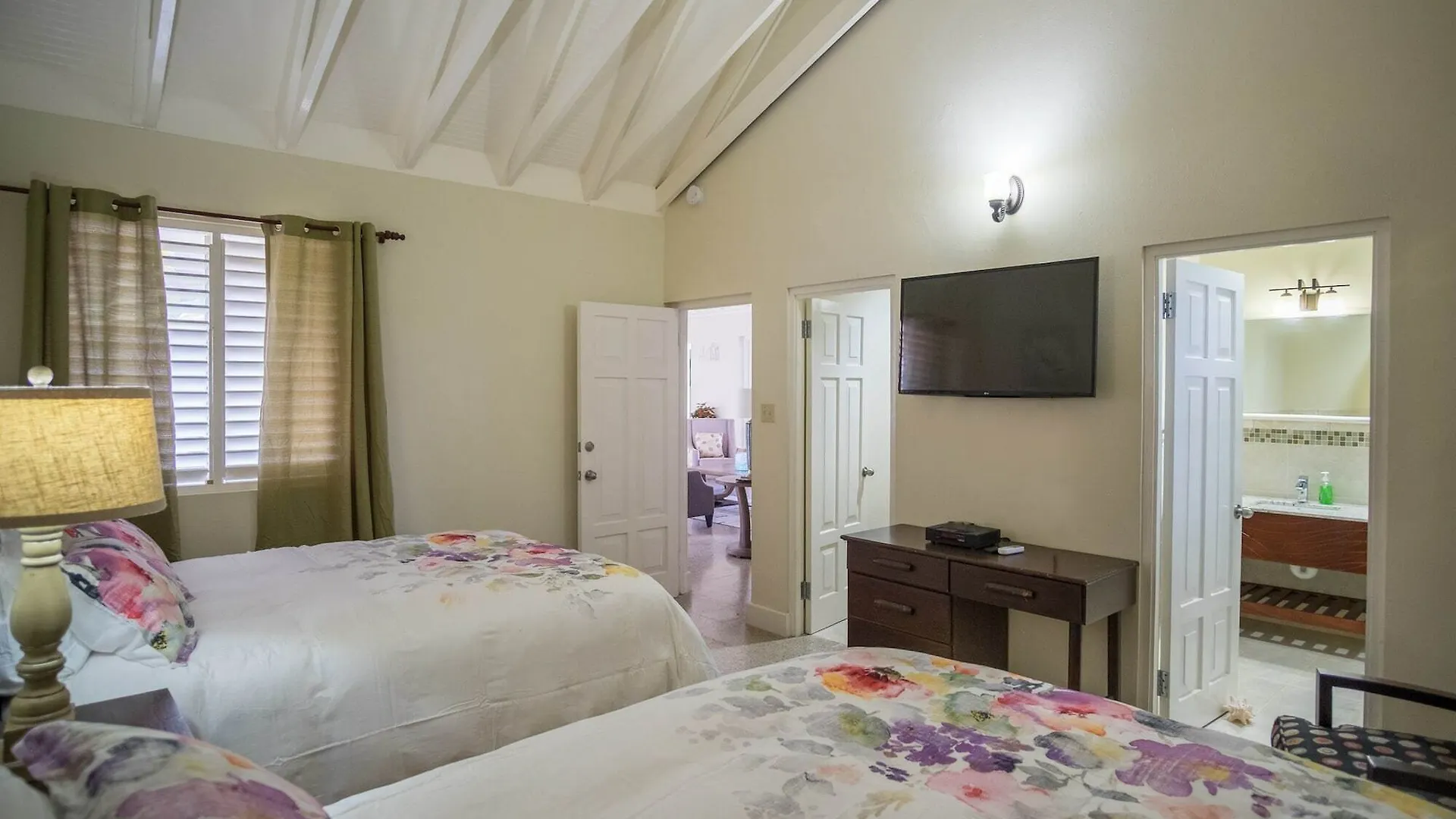 Sunspot Villa Runaway Bay